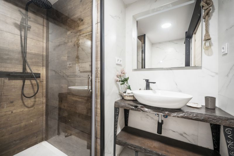 Contemporary Shower Fixture